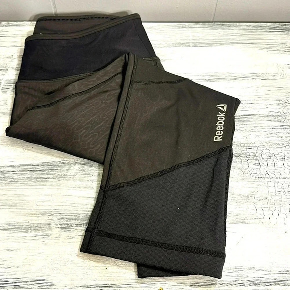 Reebok Women's Black Compression Leggings Size Small - Picture 1 of 7